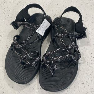 NWT Chaco Women's ZX/2 Classic Sandals